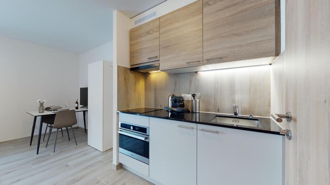 Nonanteneuf Appart Hotel Aigle - Contactless Check-In Kültér fotó